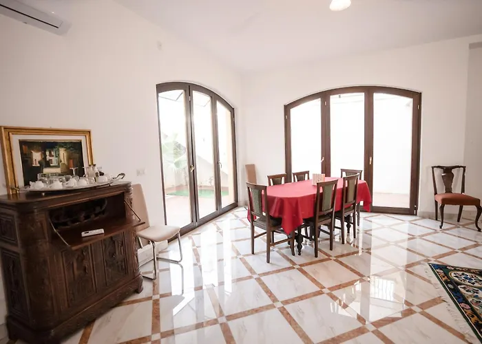 Maria Di Venere בארי